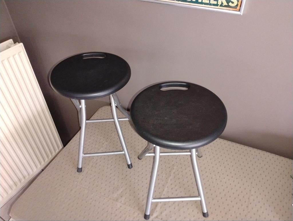 Tabouret d'appoint pliable, Enlèvement
