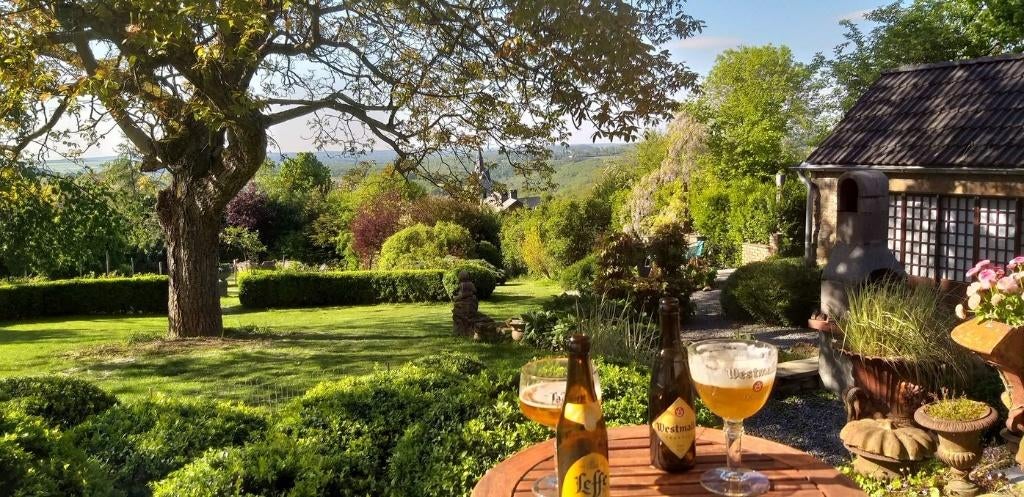 paasvak romant vakantiehuis honden welkom hottub en sauna, Dorp, 2 slaapkamers, In bergen of heuvels, Ardennen of Luxemburg
