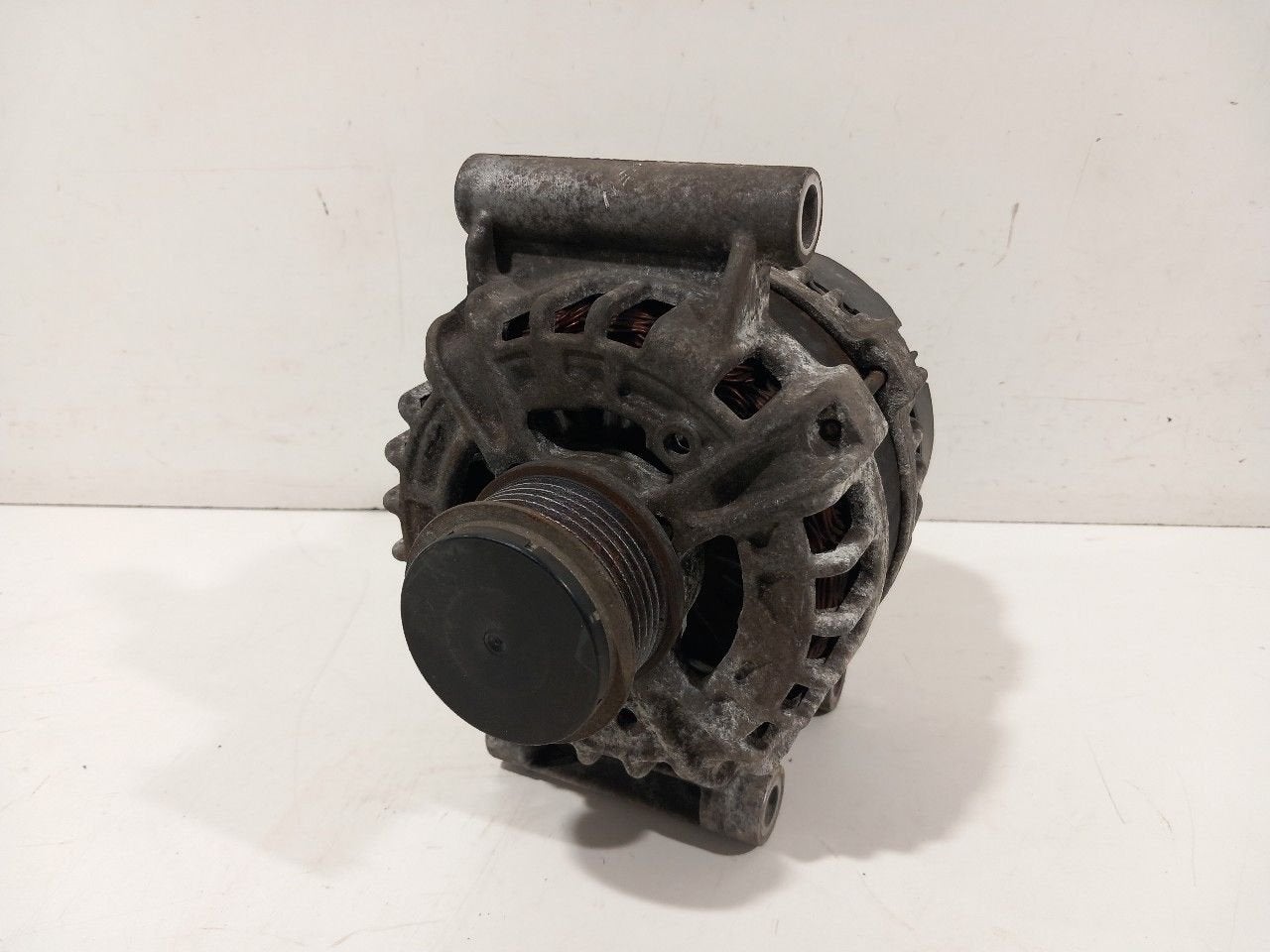 Dynamo Ford Transit, Onderdelen@venauto.nl, Van der Ven Autorecycling B.V., Gebruikt, Ettenseweg 76, 4706 PB Roosendaal, The Netherlands