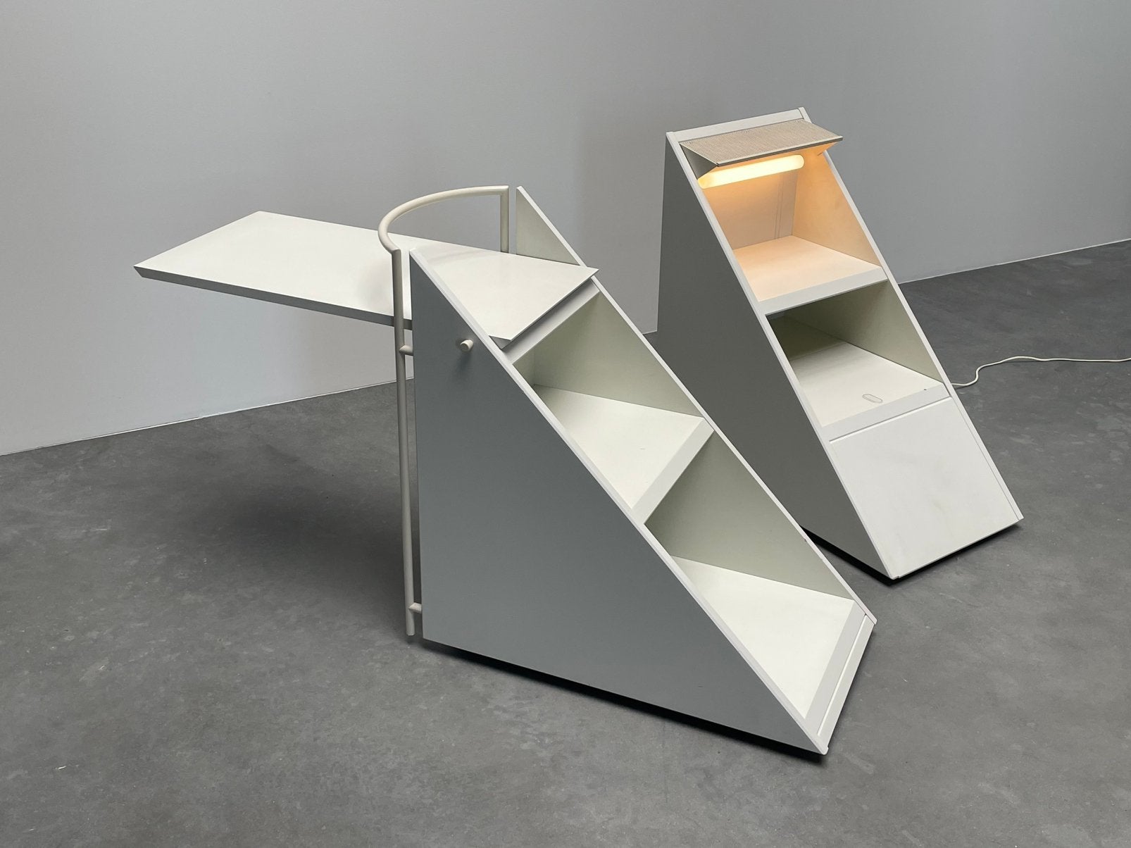 Tables de chevet postmodernes Peter Maly interlubke, Enlèvement, Utilisé