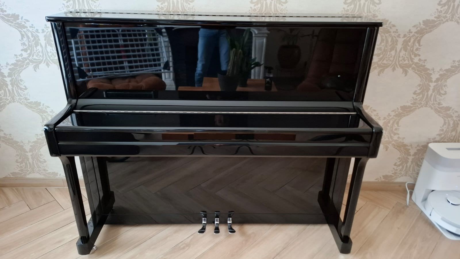 Prachtige piano zoekt nieuwe muzikale thuis, Muziek en Instrumenten, Ophalen, Zo goed als nieuw, Piano, Hoogglans