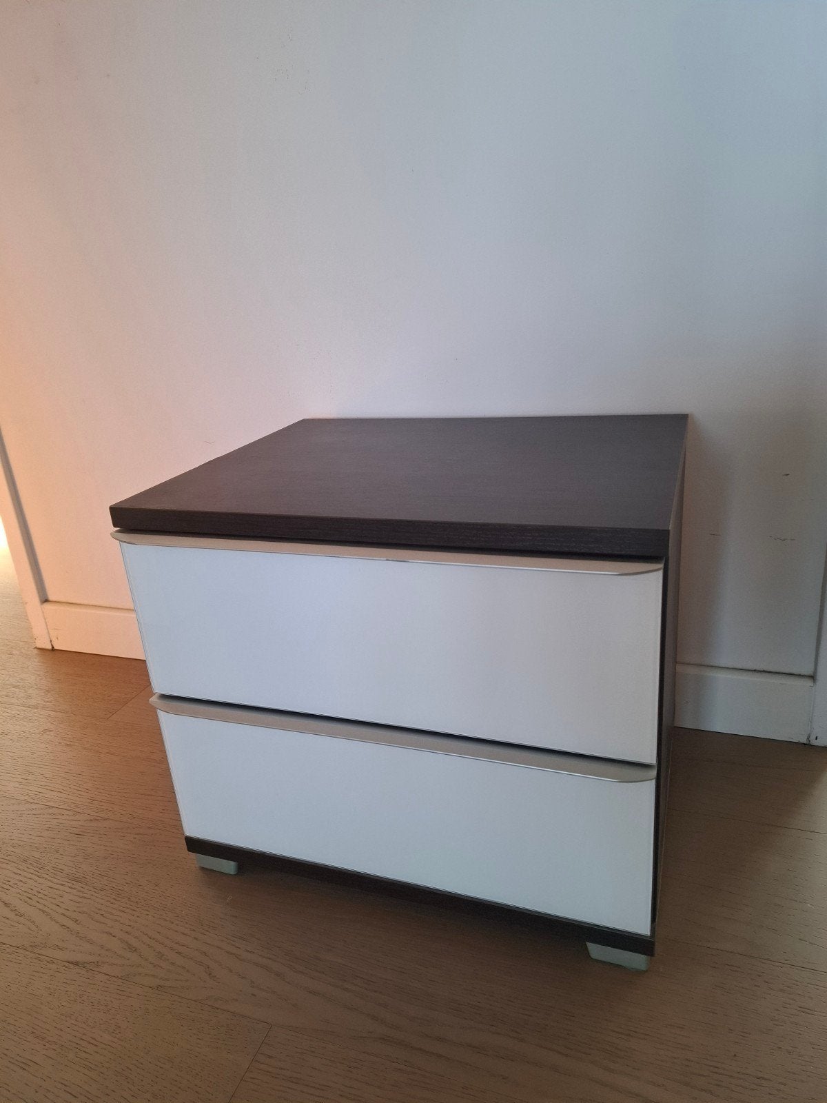2 nachtkastjes met schuiven, Maison & Meubles, Armoires | Commodes, Enlèvement
