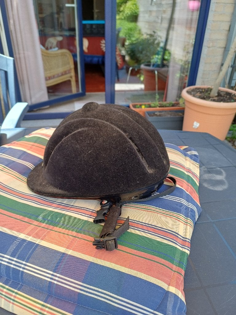 Ruiterhelm en laarzen, Dieren en Toebehoren, Paardrijkleding, Ophalen, Heren, Overige merken, Zo goed als nieuw