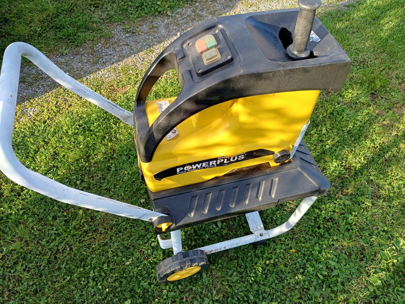 Elektrische hakselaar power plus, Tuin en Terras, Hakselaars, Ophalen, Zo goed als nieuw, Elektrisch, Powerplus