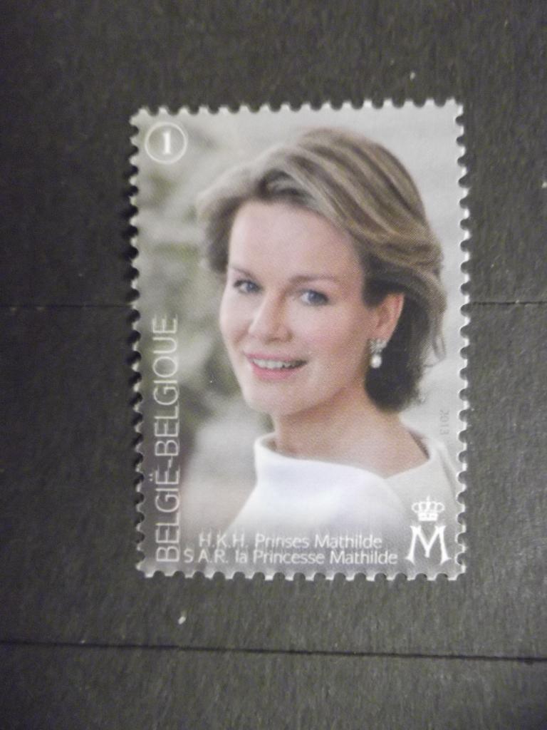 4293 Koningin Mathilde 50 - La reine Mathilde 50 MNH, Ophalen of Verzenden, Postfris, Frankeerzegel