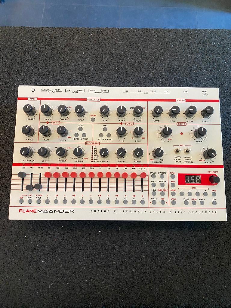 FLAME MÄANDER SYNTHESIZER, Enlèvement ou Envoi, Comme neuf, Autres types