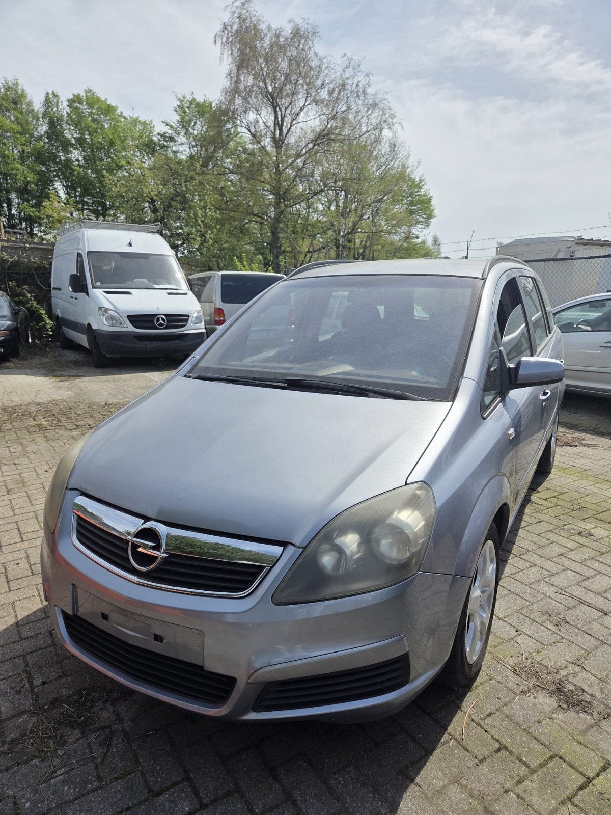 OPEL ZAFIRA 1.9 Diesel 1ste eigenaar 7 plaatsen, Autos, Achat, Capteur de lumière, Entreprise, 7 places