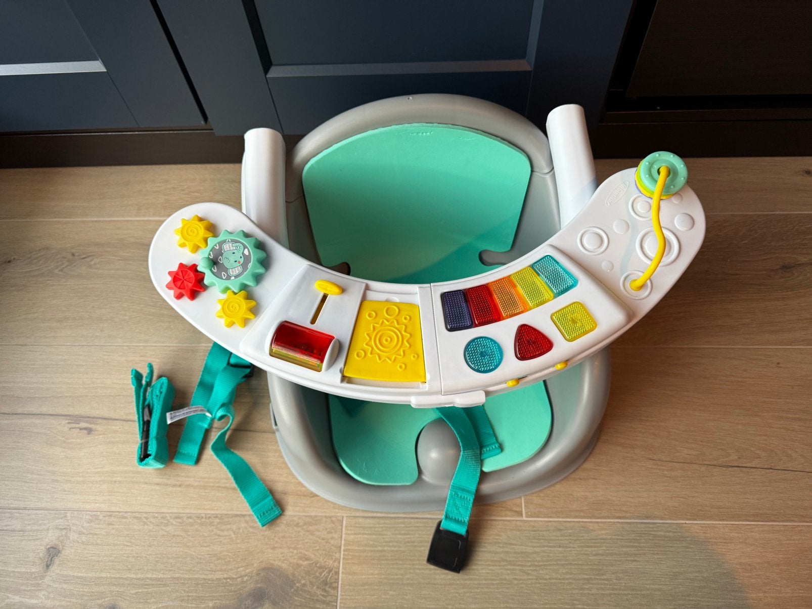 Babyzitje met muziek, Ophalen, Zo goed als nieuw