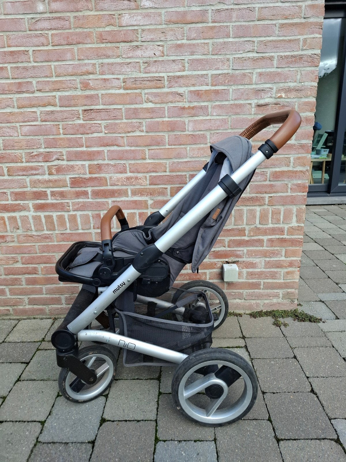 Buggy Mutsy Nio, maxi Cosy adapters, voetenzak, Kinderen en Baby's, Ophalen, Gebruikt, Combiwagen, Mutsy