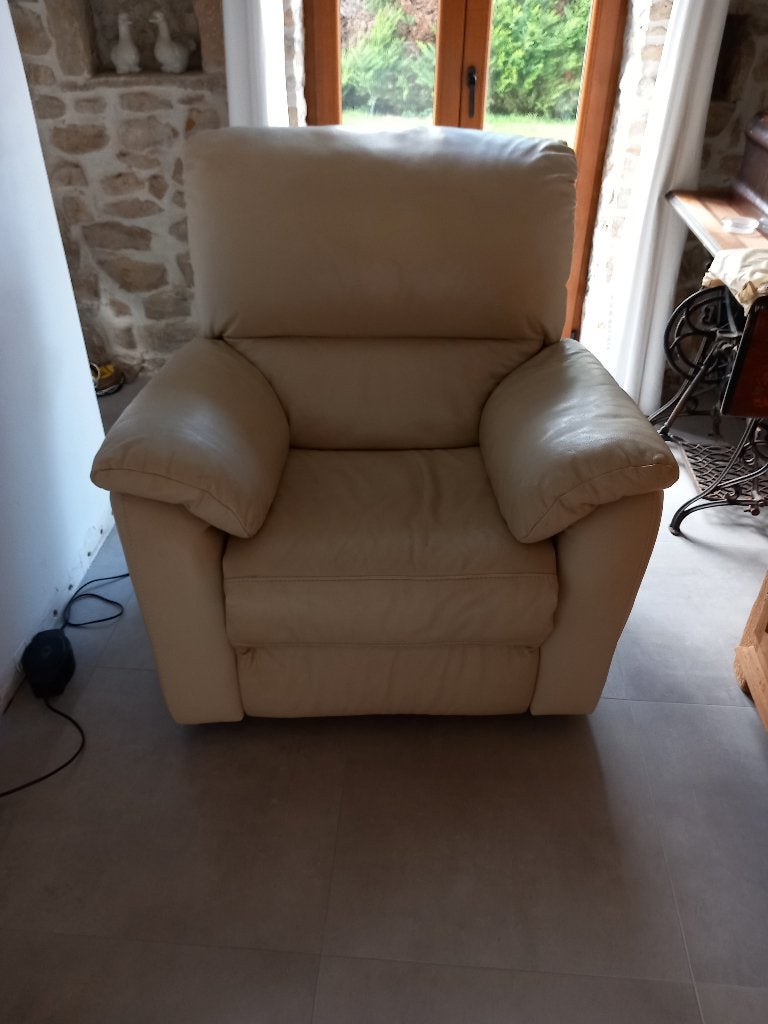 Fauteuil relax électrique en cuir de vachette beige, Maison & Meubles, Enlèvement, Utilisé, Cuir