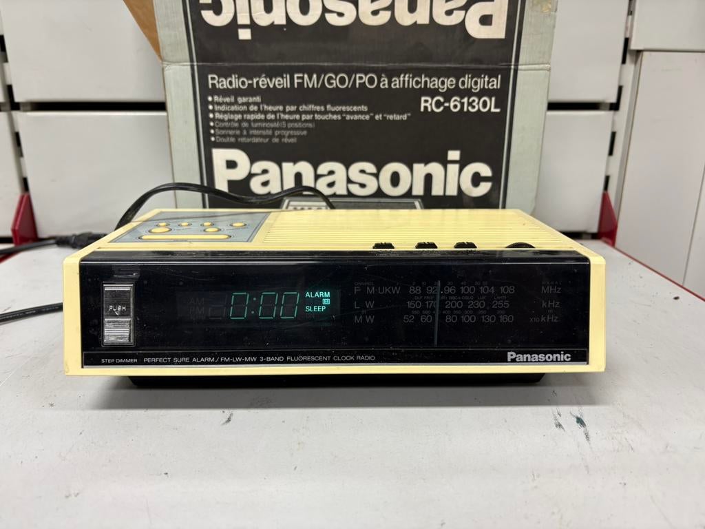 Radio-réveil Vintage Panasonic RC-6130L - 80s - Avec Boîte, Enlèvement ou Envoi, Utilisé, Radio