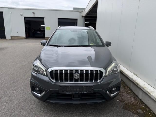 Suzuki SX4 S-Cross GLX Zonder Pano Dak ***TREKHAAK***, Auto's, Suzuki, Voorwielaandrijving, Stof, 4 cilinders, 400 kg