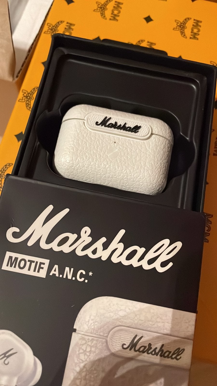 Casque Bluetooth sans fil Marshall Motif, neuf, blanc, Neuf, Autres marques, Avec valise ou flightcase, Enlèvement ou Envoi
