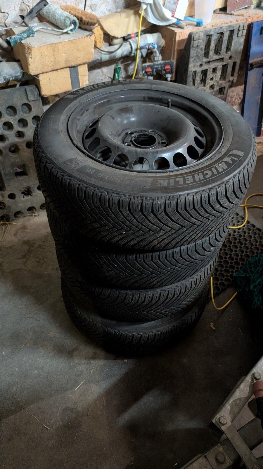 4 pneus hiver Michelin Alpin 7 sur jantes – 205/60 R16, Ophalen, 16 inch, Winterbanden, Band(en)