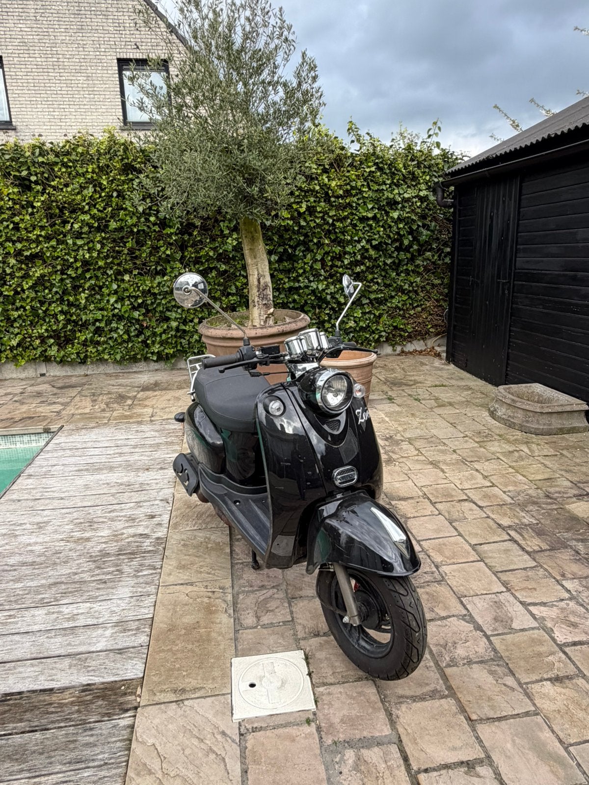Zoë (A klasse), Vélos & Vélomoteurs, Vélomoteurs & Scooters bridés, Utilisé, Enlèvement