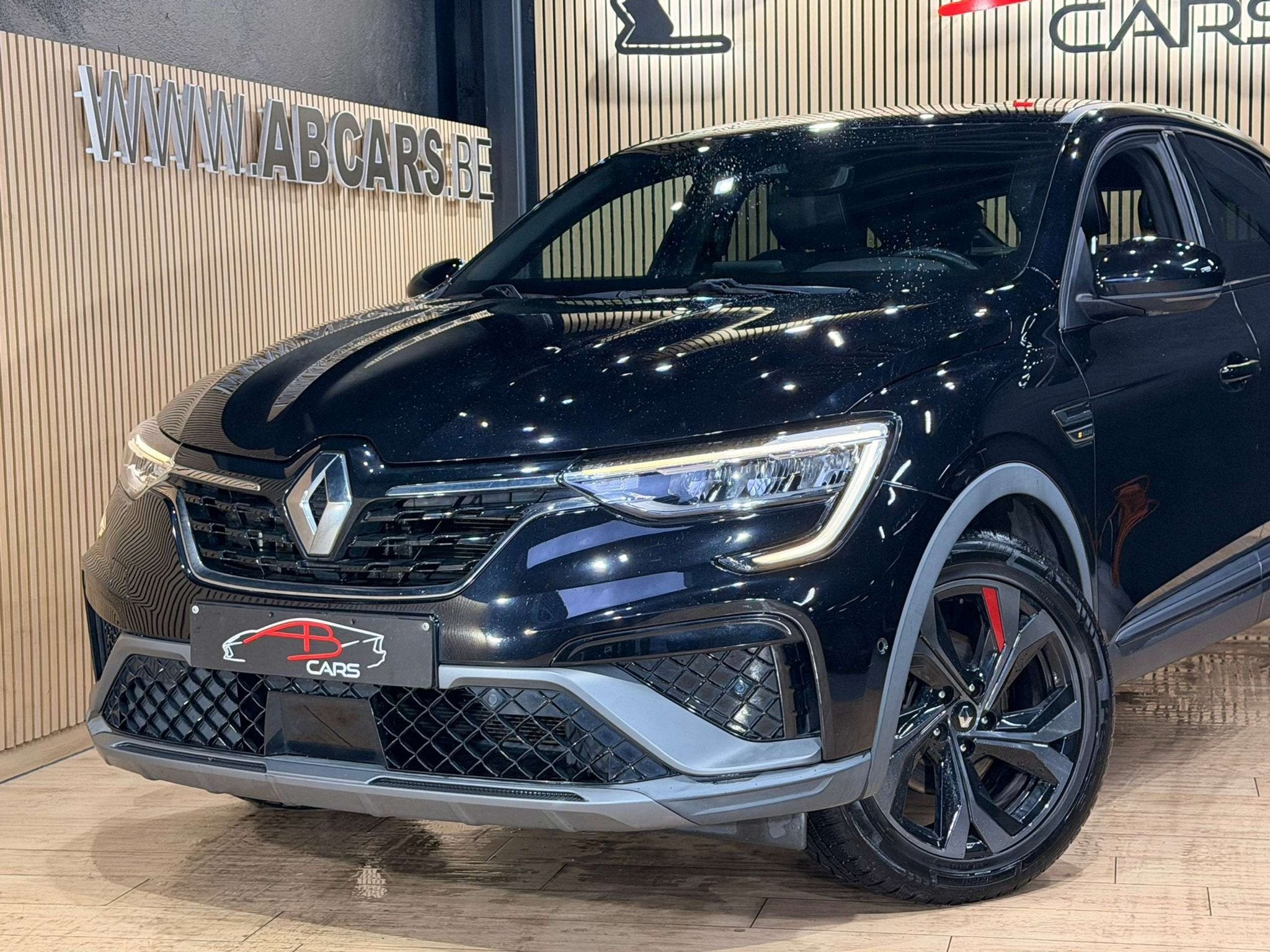 Renault Arkana E-TECH HYBRD RS LINE * GARANTIE 12 MOIS * R.S, Autos, Renault, Cuir, Arkana, Achat, Noir