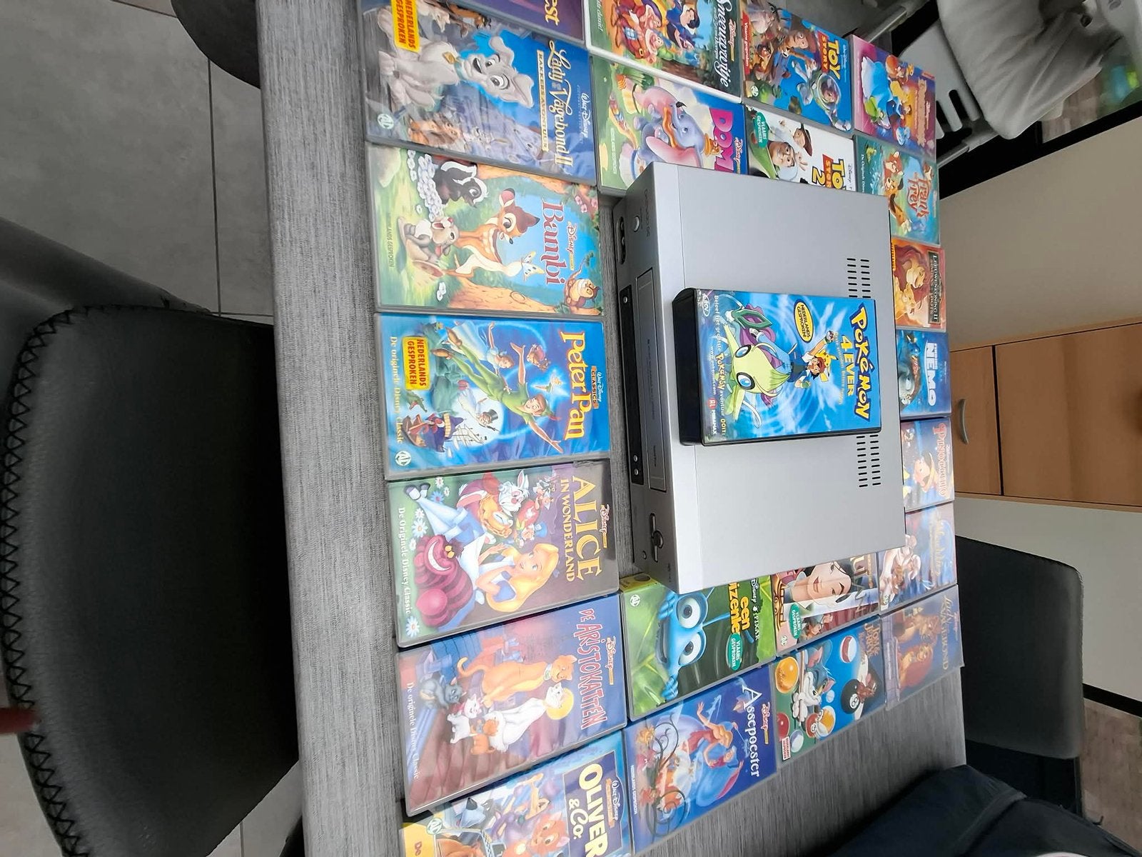 Grote collectie Disney / kinderfilms op VHS – 82 films, Alle leeftijden, Ophalen, Zo goed als nieuw, Nederlandstalig