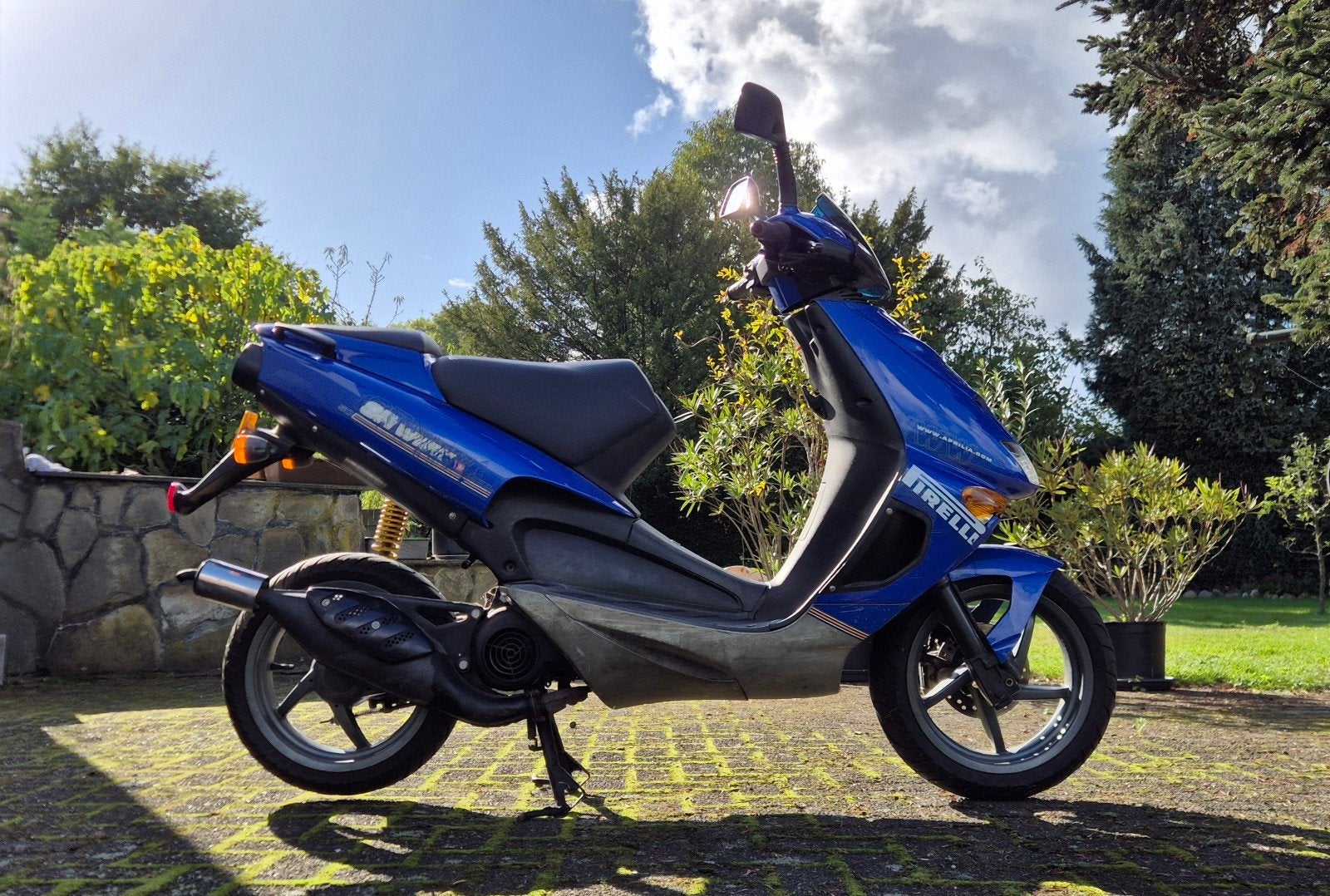 Aprilia SR 50 WWW A-klasse – bj 2000 – 15.300 km – Start nog, Fietsen en Brommers, Ophalen, Gebruikt, Klasse A (25 km/u), 49 cc