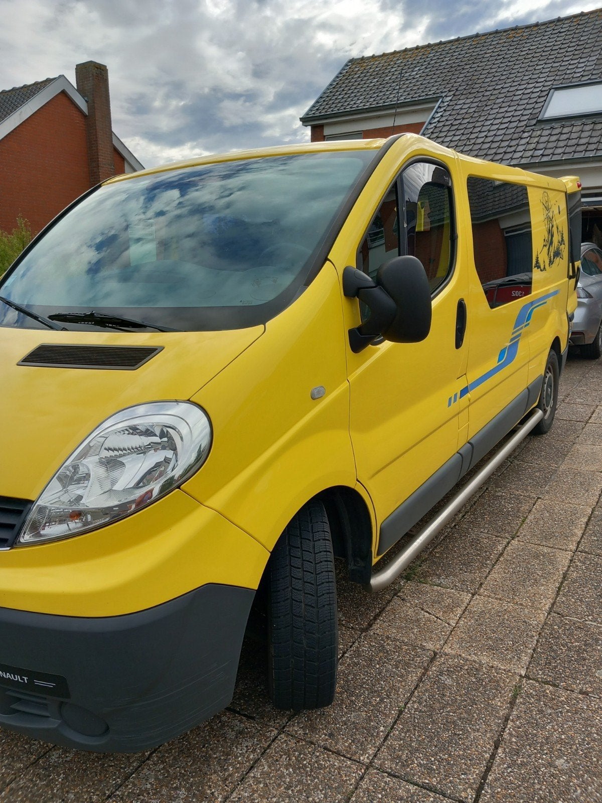 Renauld trafic, Autos, Camionnettes & Utilitaires, Euro 5, Jaune, Boîte manuelle, Diesel