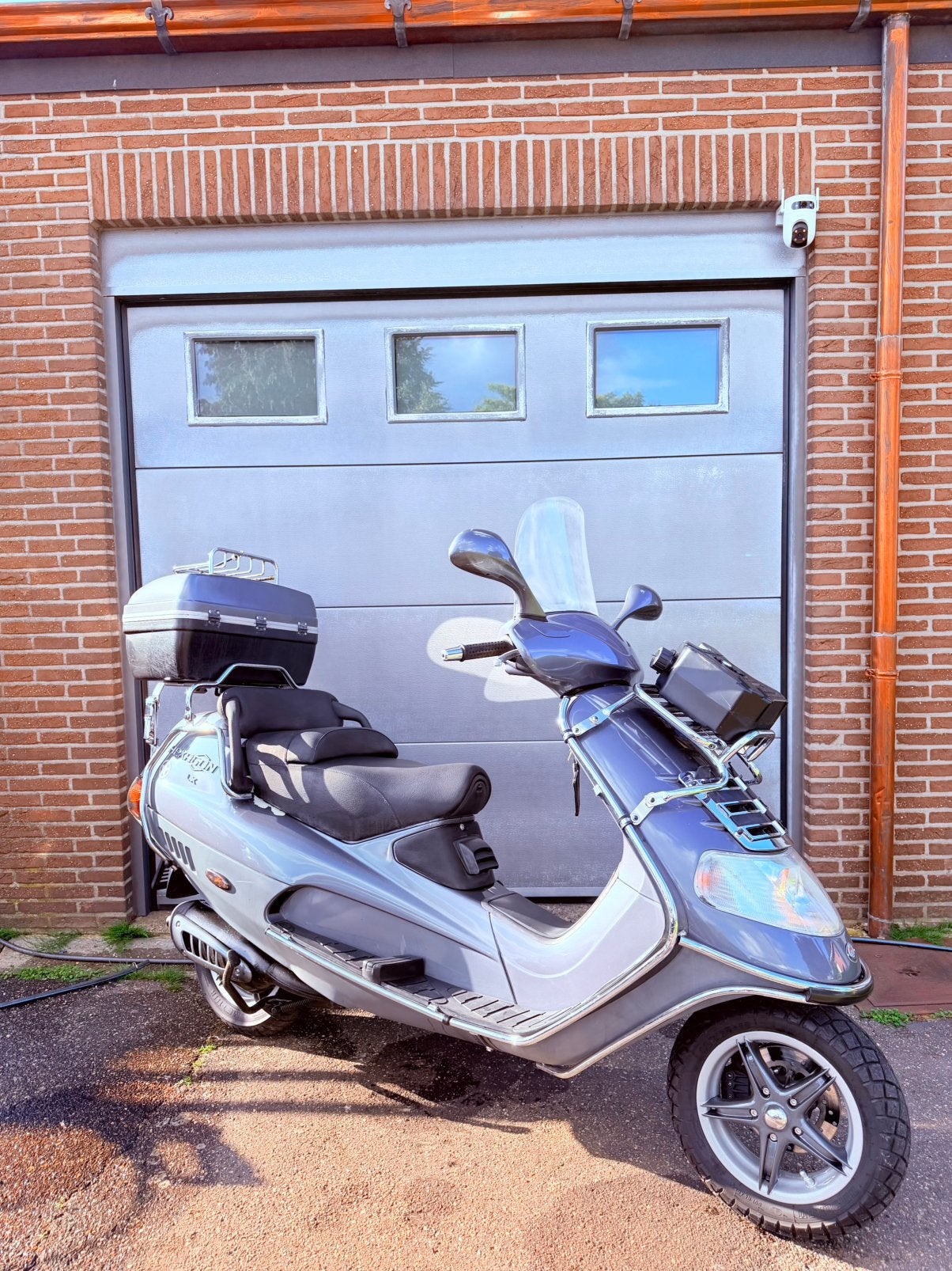 Piaggio Hexagon LX 125cc 2takt / 150cc 180cc gilera zip, Ophalen, Zo goed als nieuw