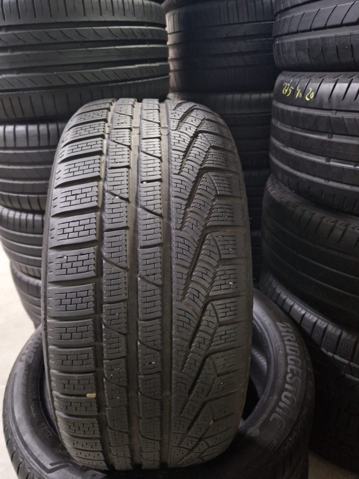 24535r20 245 35 r20 245/35/r20 pirelli avec montage, Enlèvement ou Envoi