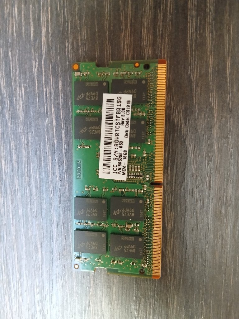 16 GB DDR4 RAM voor laptop – Micron 2666 MHz, Computers en Software, Ophalen, DDR4, Zo goed als nieuw, Laptop