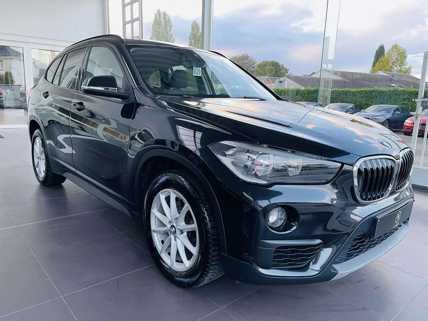 BMW X1 1.5iA sDrive18 * GARANTIE + SIEGE SPORT + CLIM AUTO *, Autos, Achat, Euro 6, Entreprise, https://public.car-pass.be/vhr/0a580d1e-f61d-49c5-8b37-7b9e1d51a04c