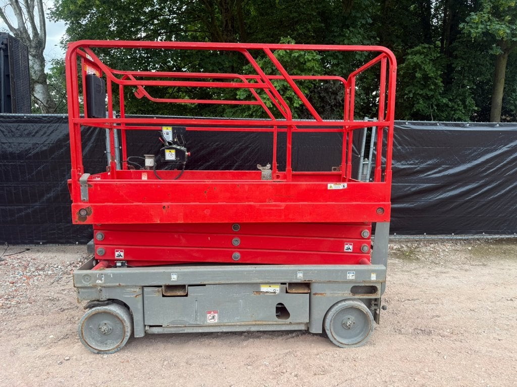 Schaarlift Haulotte Compact 10 (10m), Ophalen, Elektrisch