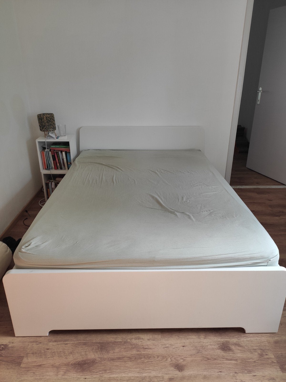 Bedframe + matras + lattenbodem, Huis en Inrichting, Ophalen, Gebruikt, Wit, 140 cm