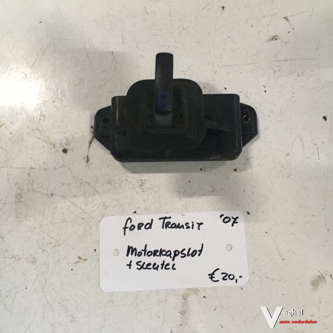 Ford Transit 2.2 diesel 2007  Motorkap Slot, Gebruikt, -, -, Ophalen of Verzenden
