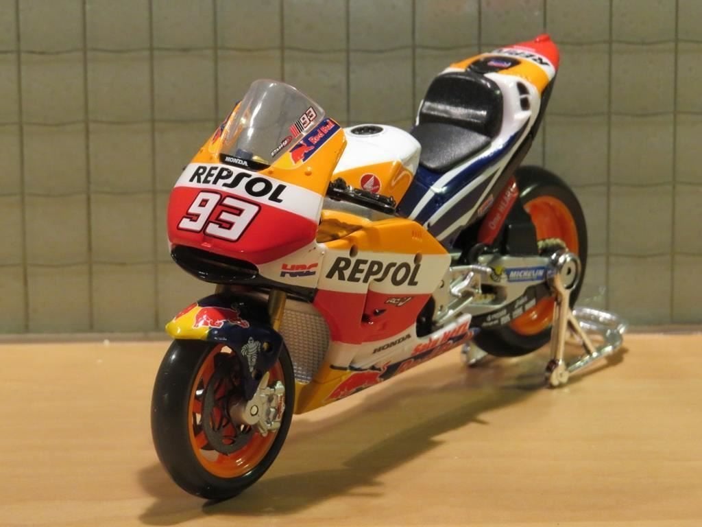 Marc Marquez Honda RC213V 2017 Repsol MotoGP 1:18 34592, Hobby en Vrije tijd, Modelauto's | 1:18, Ophalen of Verzenden, Nieuw