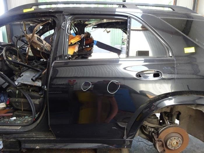 Portière 4portes arrière gauche d'un Mercedes GLE (197), Utilisé, Porte, -, -