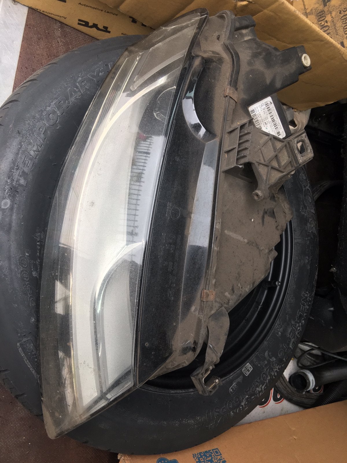 Audi A4 koplamp VR bjaar: 2009- 2012  audi# #a4#, Ophalen of Verzenden, Audi