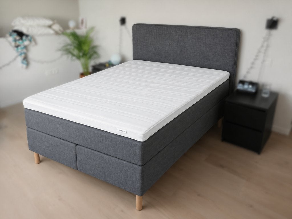Compleet bed boxspring met topper, Ophalen, Zo goed als nieuw, Grijs
