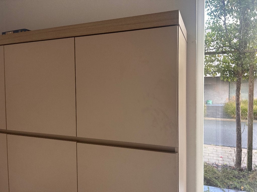 Moderne hangkast, Ophalen, Kunststof, Met deur(en), 150 tot 200 cm