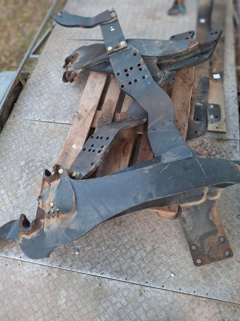 Chassis chargeur mailleux pour newholland, Articles professionnels, Enlèvement