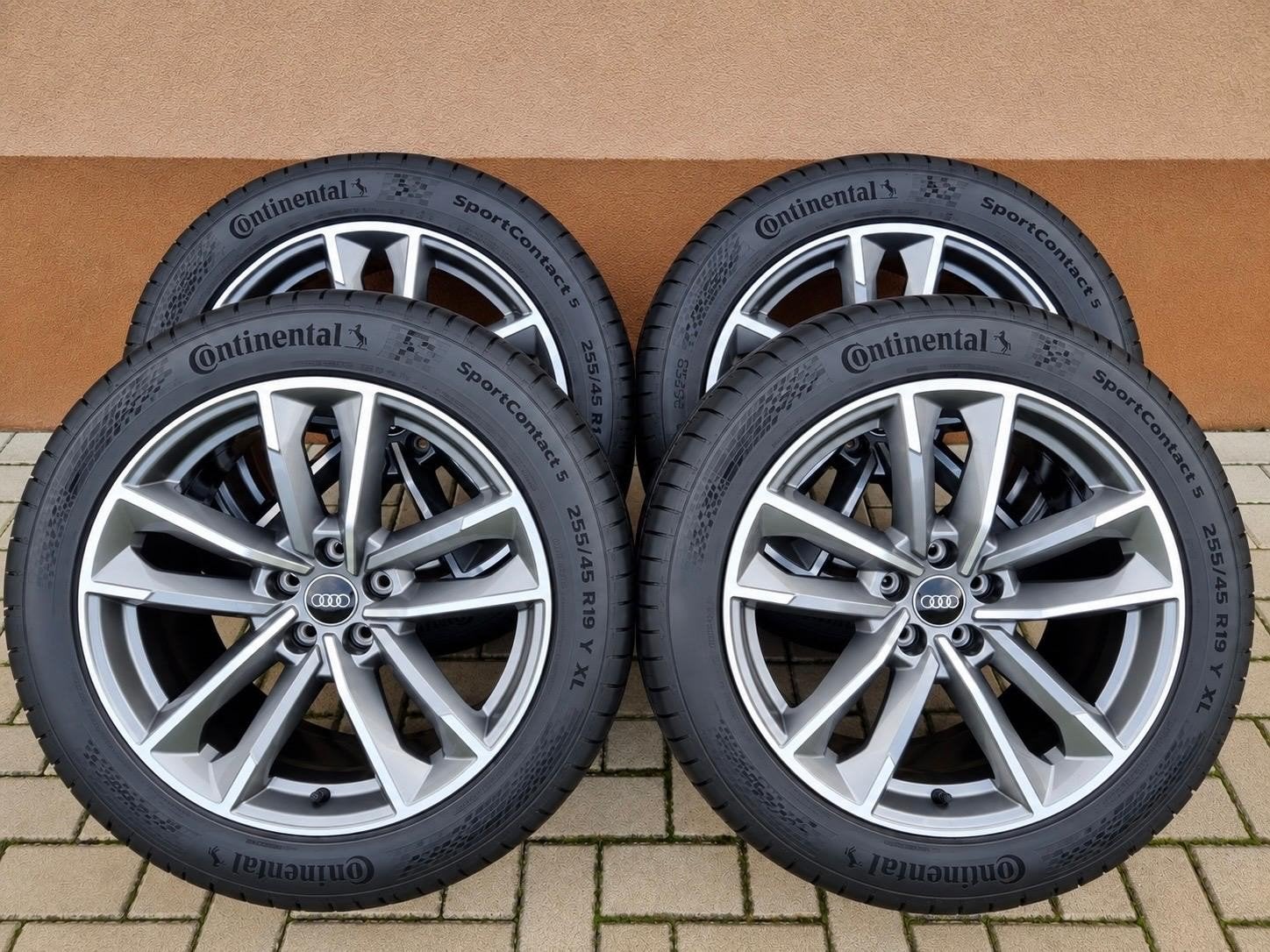 jantes audi Sline 19 pouces kit original audi Q3, Autos : Pièces & Accessoires, Pneus et Jantes, 255 mm, Pneus été, Utilisé