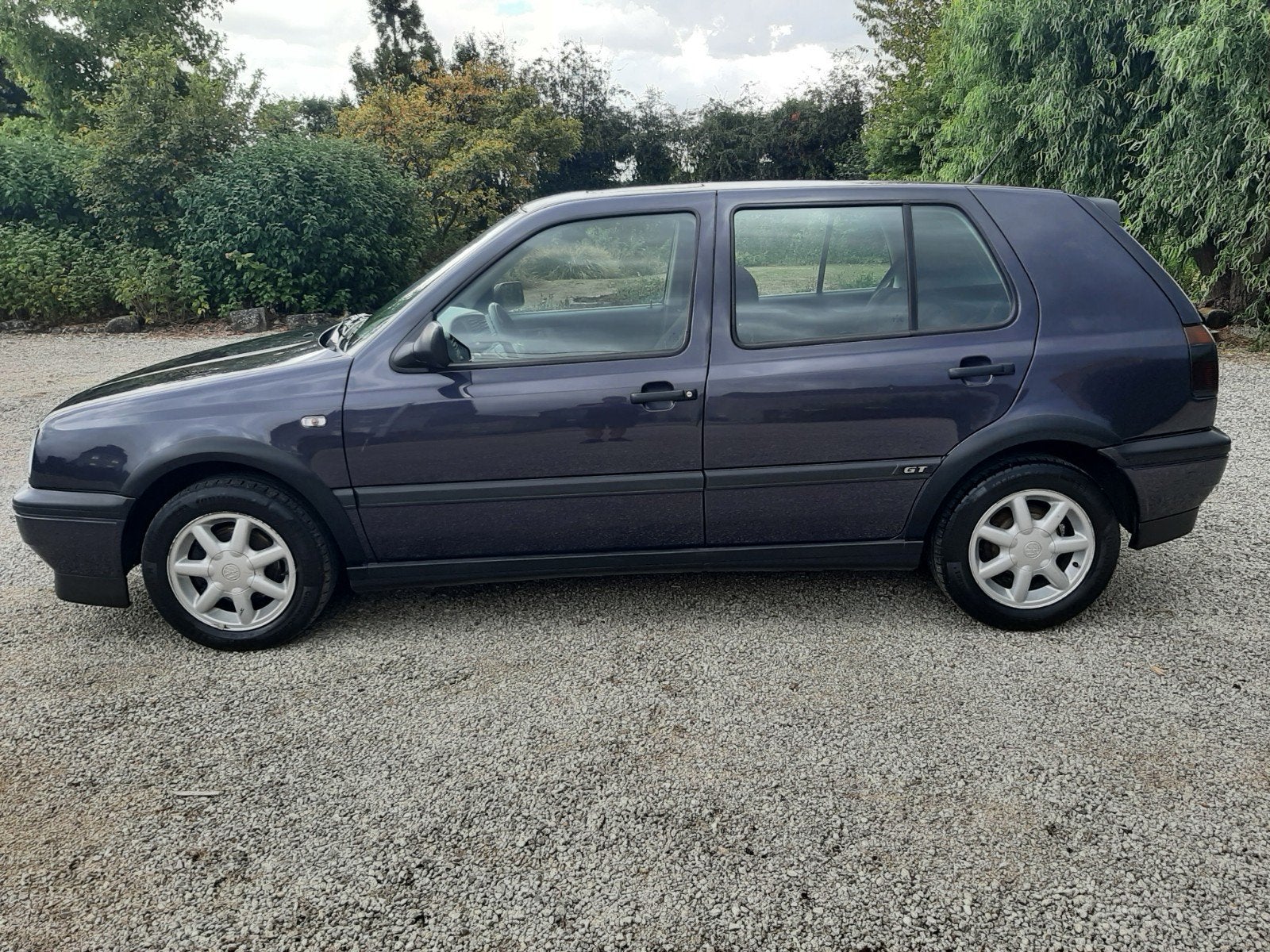 Volkswagen Golf 3 GT TDI yongtimer vlekkeloos, Auto's, Voorwielaandrijving, Stof, Zwart, Elektrische ramen