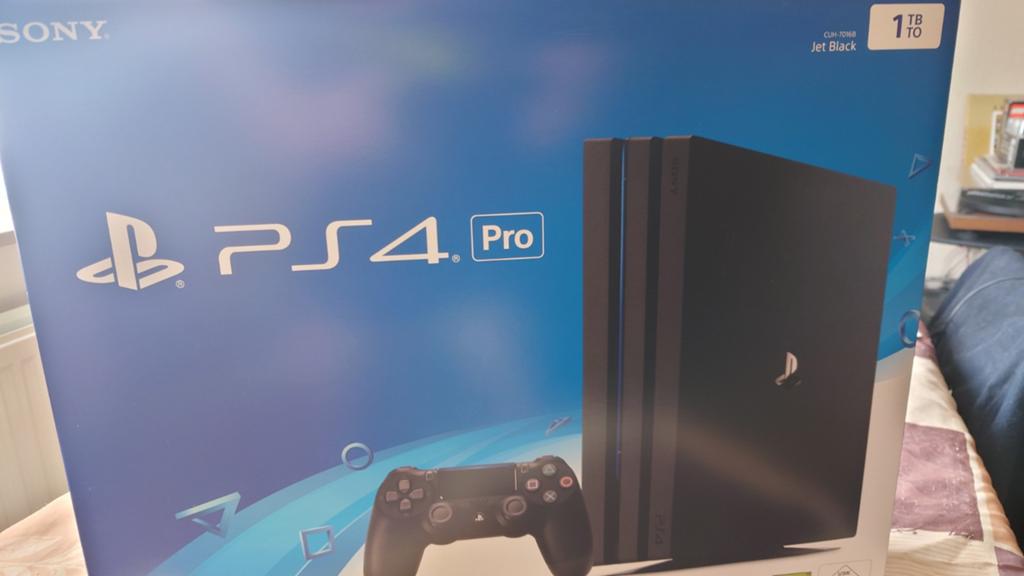 PS4 Pro 1TB + 1 manette + Disque Dur Externe 2 Go, Enlèvement, Pro
