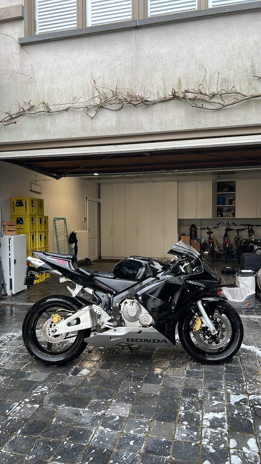 HONDA CBR 600 RR 2004 faible kilométrage, Motos, Occasion, Plus de 35 kW, Échappement sport, Super Sport