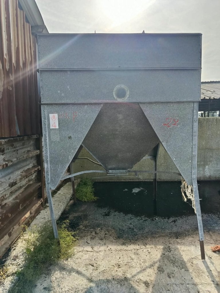 Voedersilo, Ophalen, Gebruikt