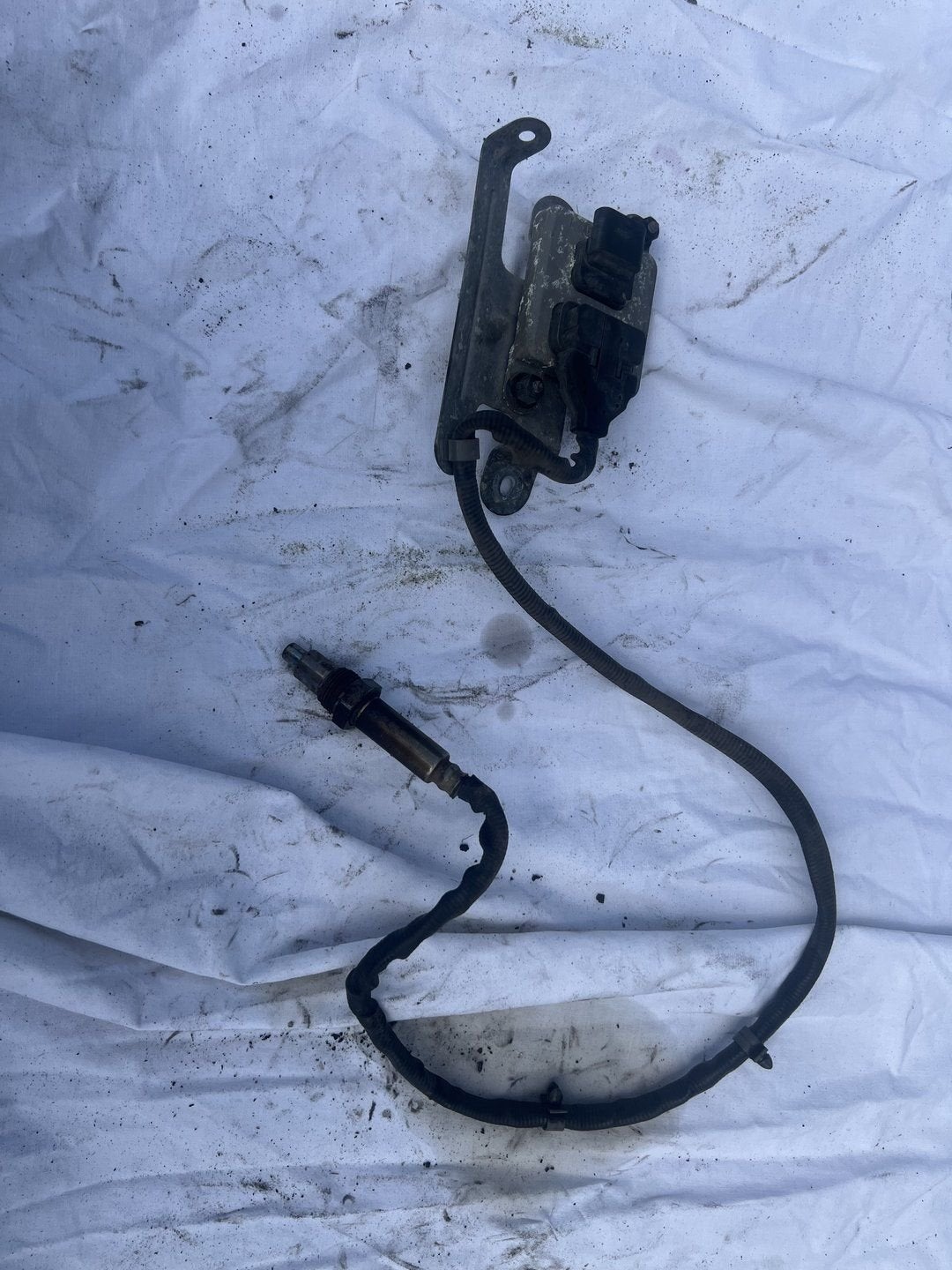 A 000 905 14 12 NOX-SENSOR MERCEDES W212 W205 VITO SPRINTER, -, Origine de la pièce connue, Enlèvement, Utilisé