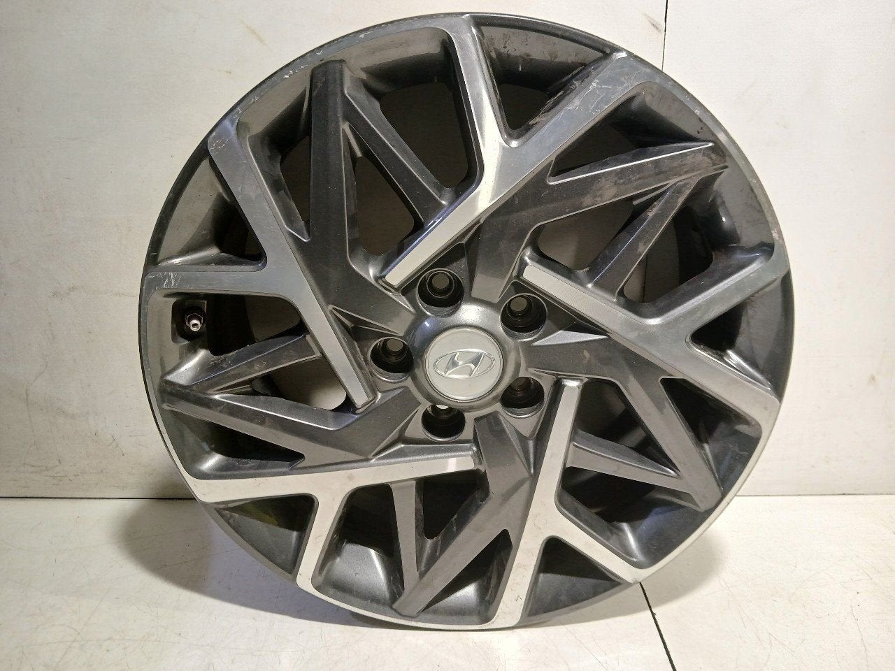 Velg Hyundai Kona, Onderdelen@venauto.nl, Van der Ven Autorecycling B.V., Ettenseweg 76, 4706 PB Roosendaal, The Netherlands, Enlèvement ou Envoi