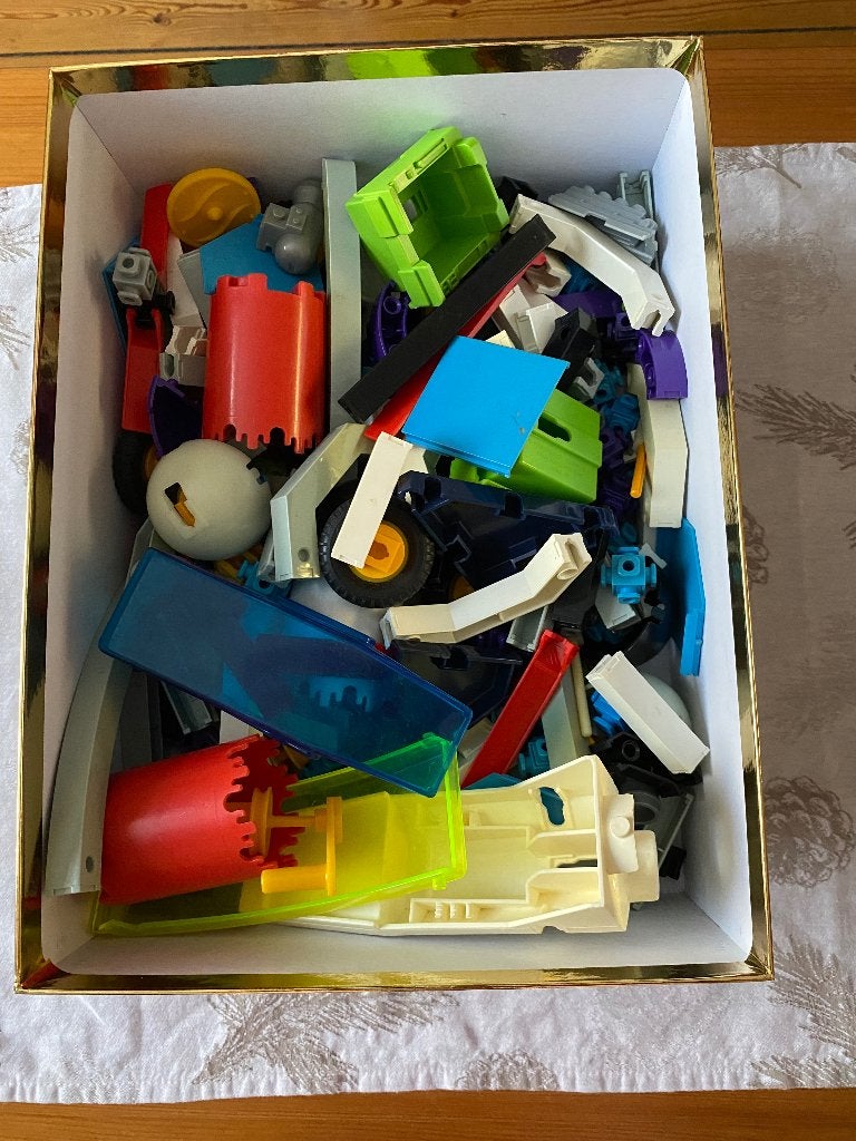 Construx, Enlèvement