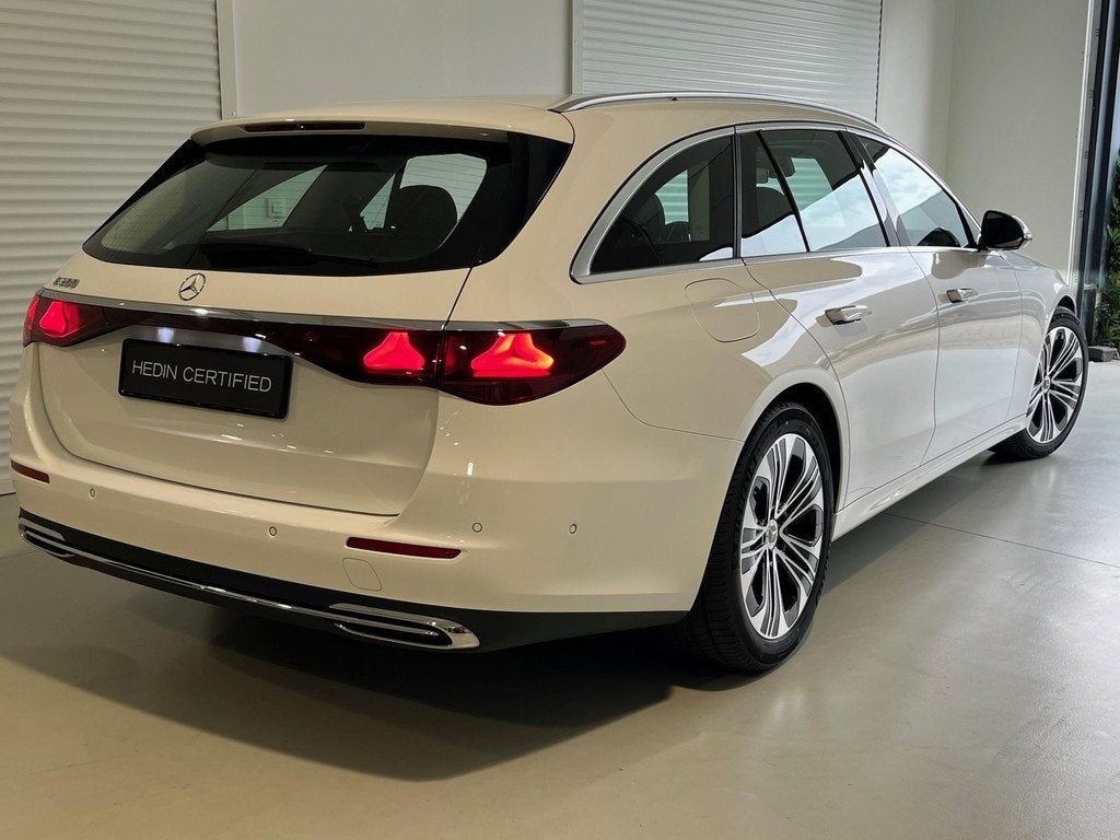 Mercedes-Benz E-Klasse 200 Break Luxury Line | Panoramisch D, Achat, Entreprise, 1905 kg, Entretenue par le concessionnaire