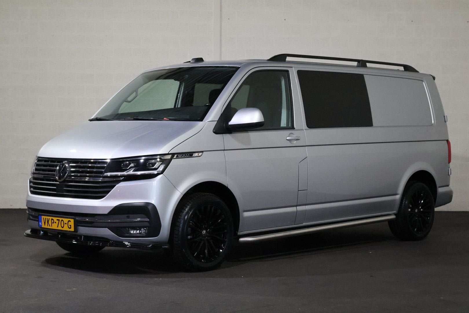 Volkswagen Transporter 2.0 TDI 150pk L2 H1 DC Bulli Automaat, Automaat, 202 g/km, Diesel, Zilver of Grijs