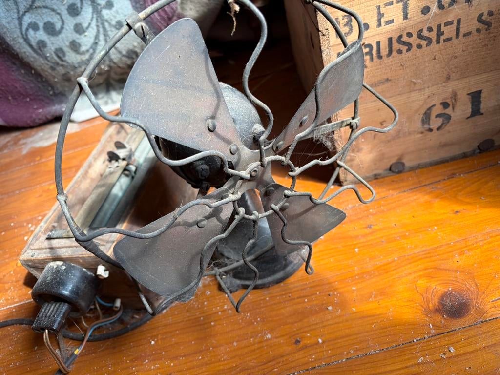 oude ventilator op 110v met transfo, Elektronische apparatuur, Ophalen