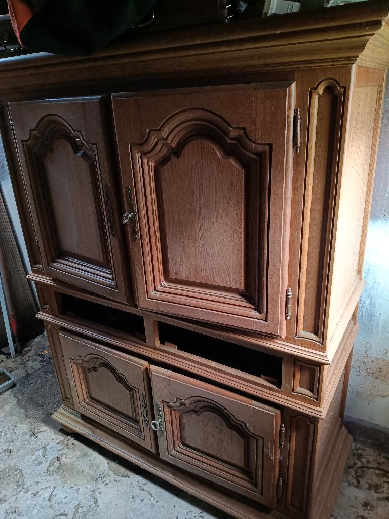 Eiken kast, Ophalen