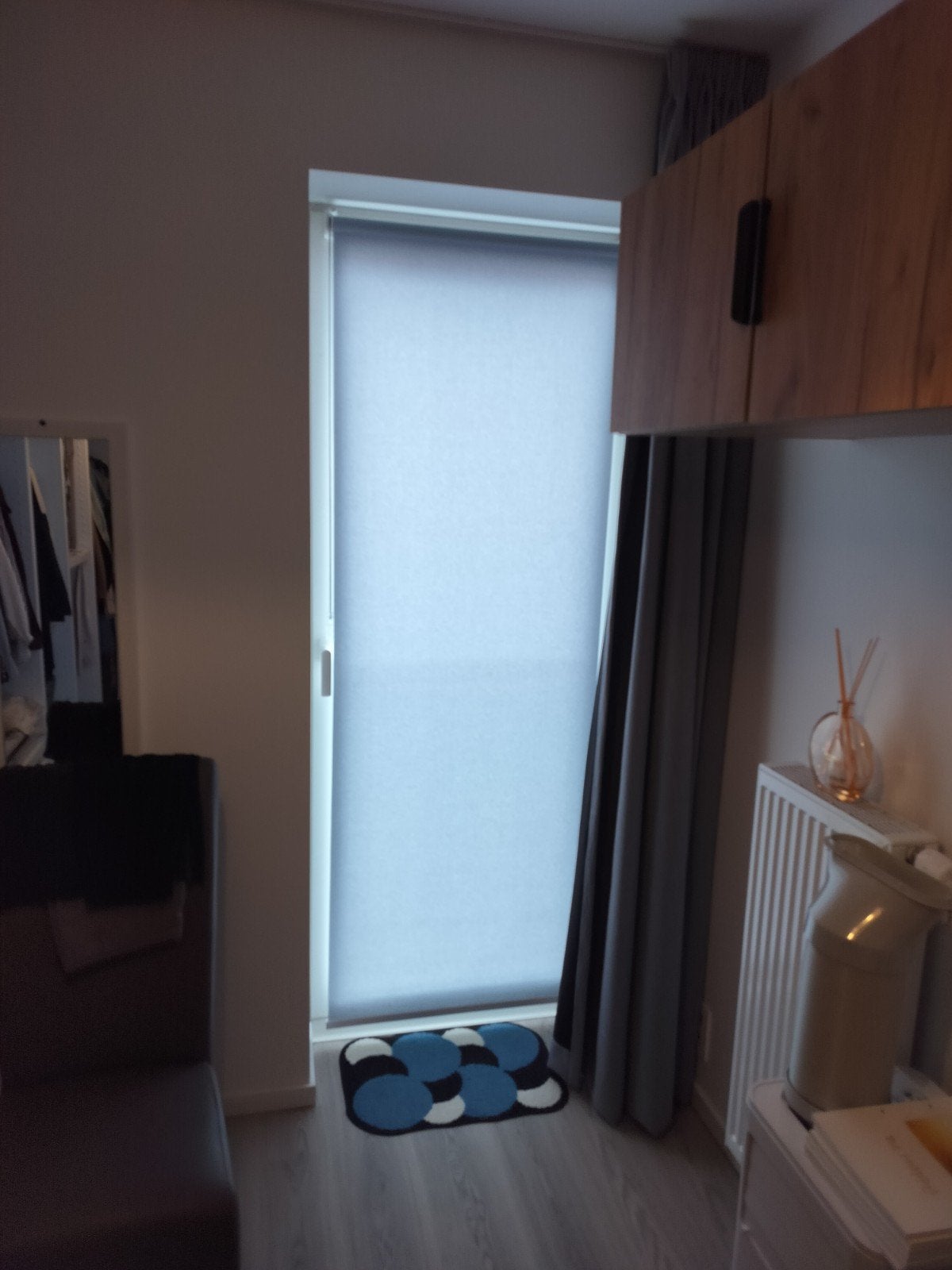 5 lichtblauw/grijze kwaliteits rolgordijnen, Huis en Inrichting, Stoffering | Behang, Grijs, Ophalen