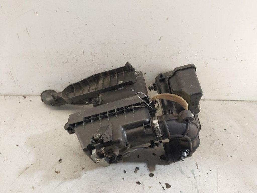 BOITIER FILTRE À AIR Opel Agila (B) (01-2008/10-2014), Opel, Opel Automobile GmbH, Utilisé, Kontakt-opel@opel.com